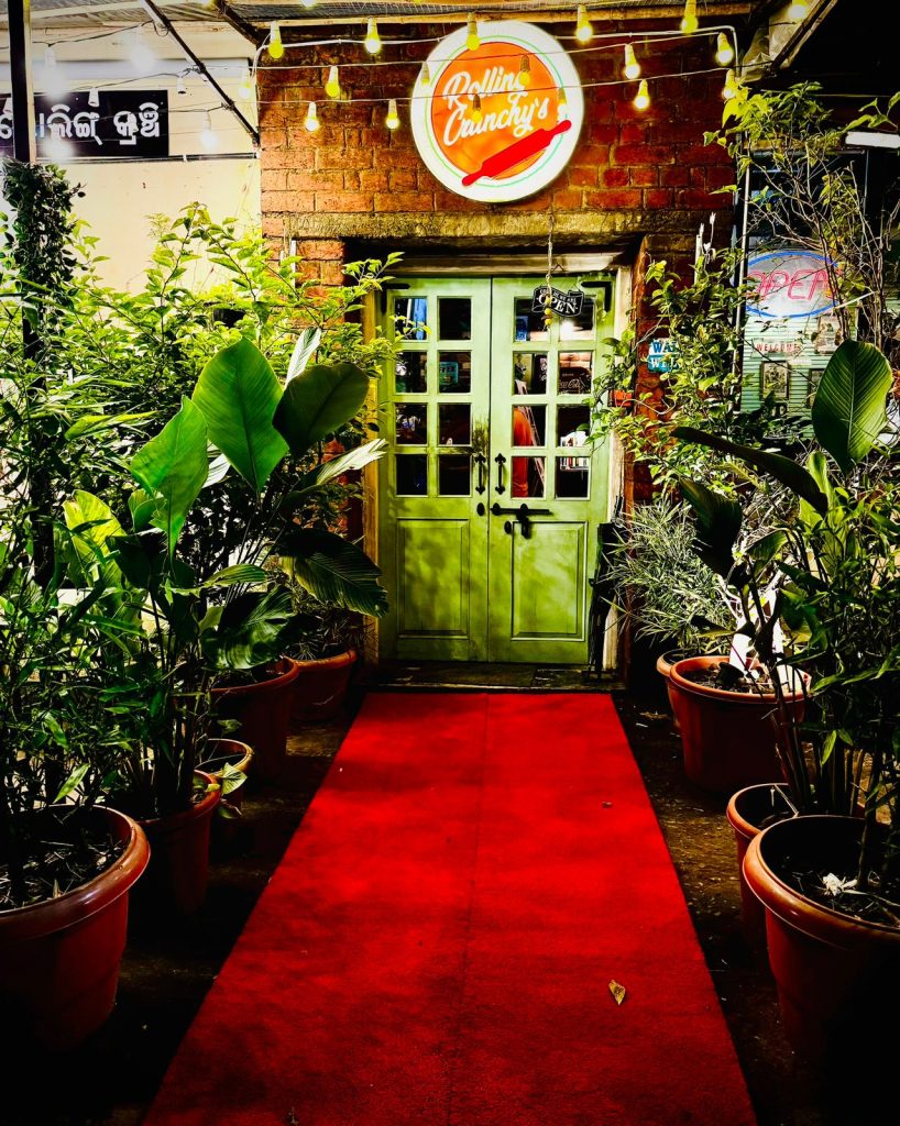 Rolling Crunchys storefront